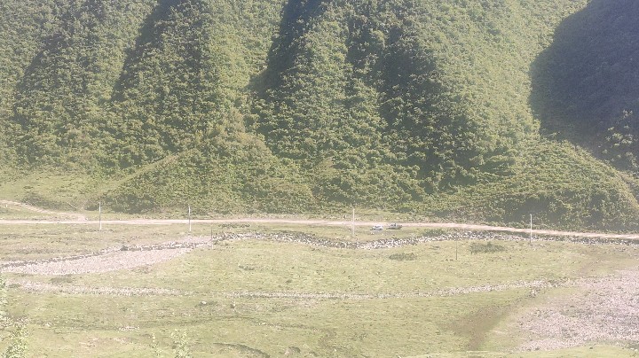 甘肃临夏县多支巴沟美丽风景