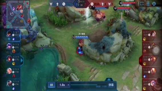 蓝朋友1v1打不过1v4乱杀！这就是跳板的快乐~