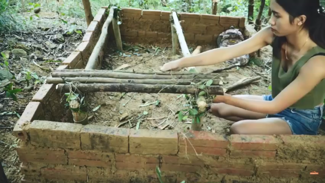 10_用木材制作基本家具5，床，桌子，凳子