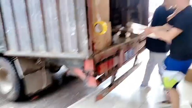 【2021-07-03 07点场】百变姑姑肖淑洁：淑洁:和雨神在贵州凯里