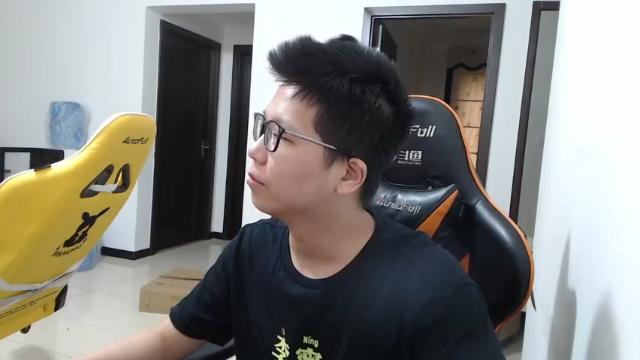 【2021-07-03 11点场】余小C真的很强：余小C：娱乐主播，理解一下