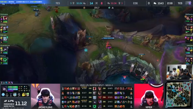 【2021-07-04 18点场】余小C真的很强：二路解说TES EDG比赛！