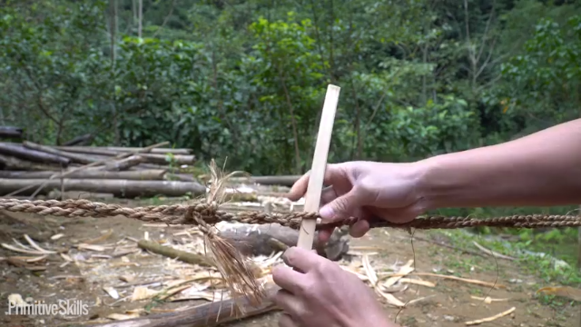 第三季更新高清E111制作工具,鲁班锯(21)真人我的世界-空手发展-单人炼铁