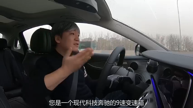 甘愿压抑自己，把“舒适”留给家人，赞！
