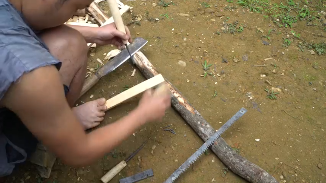 第三季更新高清E111制作工具,鲁班锯(16)真人我的世界-空手发展-单人炼铁