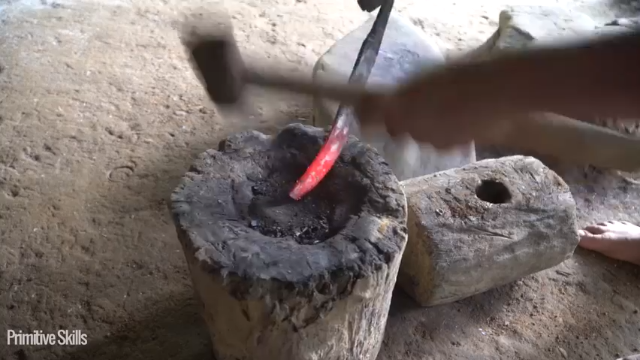 第三季更新高清E110锻造和杂务【(6)真人我的世界-空手发展-单人炼铁】