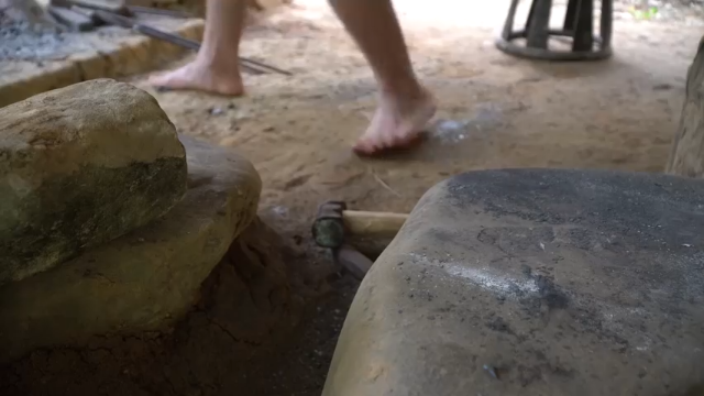 第三季更新高清E111制作工具,鲁班锯(10)真人我的世界-空手发展-单人炼铁