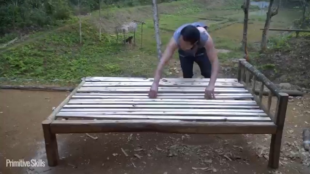 第三季更新高清E114野生床(15)【真人我的世界-空手发展-单人炼铁】