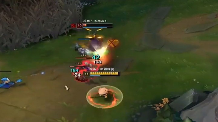 【恶霸提莫】对线天灰灰青钢影：对线了5分钟结果破防了一整天