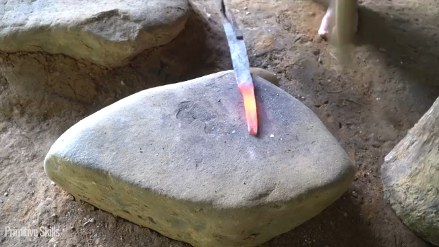 第三季更新高清E110锻造和杂务【(2)真人我的世界-空手发展-单人炼铁】