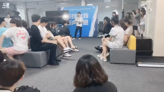 【2021-07-08 20点场】解说奶弟：手游训练营