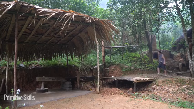 第三季更新高清E118大水车(8)真人我的世界-空手发展-单人炼铁