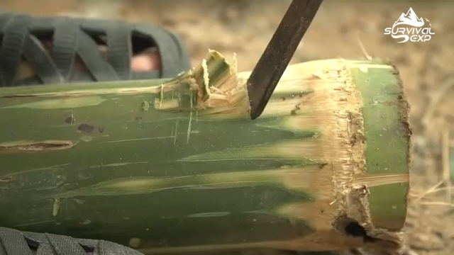 户外竹床，累了有地方休息了(1)拜托小手点关注，投币，三连哦