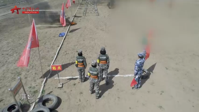 训练场上显英姿 女民兵战士不简单