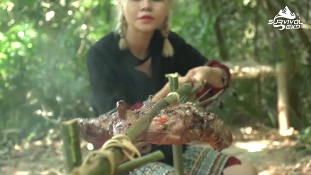 BBQ大肉排，你们猜我吃了什么(7)拜托发财小手点关注，投币，三连哦