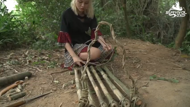 休息的吊床和秋千(7)在户外秋千必须有的辣 拜托发财小手点关注，投币，三连哦
