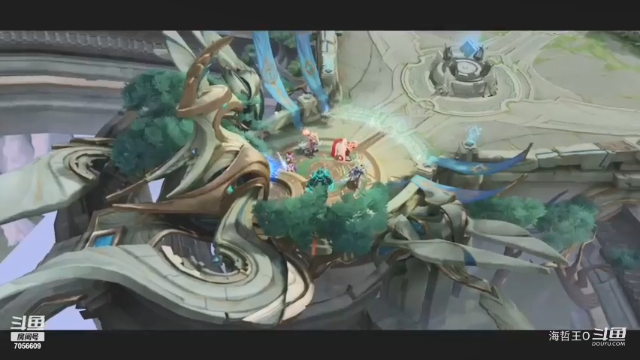 【王者荣耀】海哲王O5【王者荣耀】海哲王O1单排上分中，免费带粉喜欢的一起玩耍。