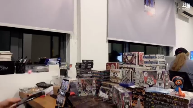 【2021-07-10 22点场】LOT29：今天玩球星卡开卡！