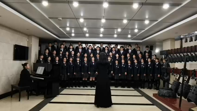 “歌声里的红星”北京市第四中学《没有共产党就没有新中国》