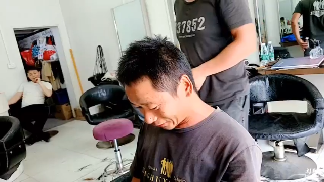 【2021-07-12 14点场】洪湖小肖：谁是真正托尼老师12点半开