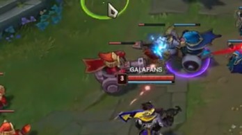 钻石局中单盖伦，每一帧都在战斗