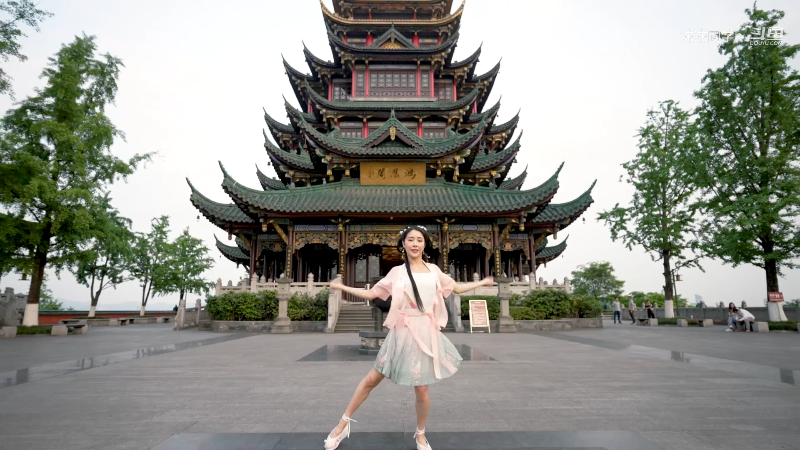 我在斗鱼看沫沫同学丶直播舞蹈