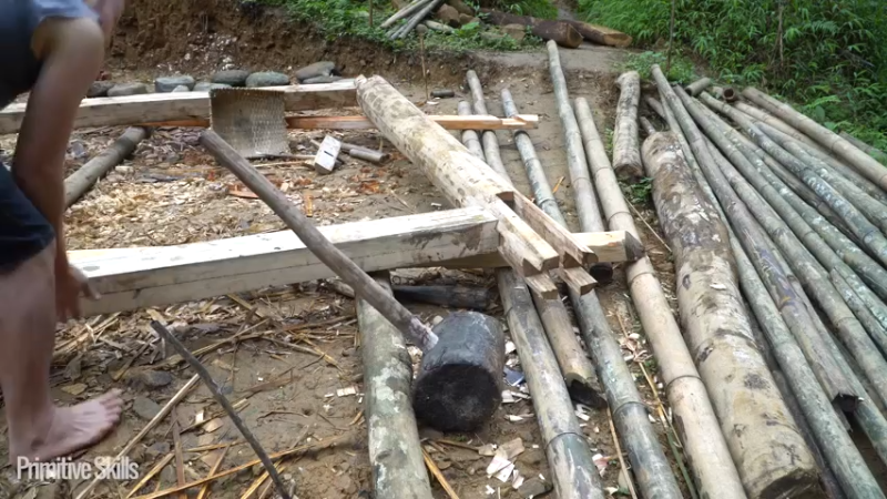 E70第一件木屋10【真人我的世界-空手发展-单人炼铁】