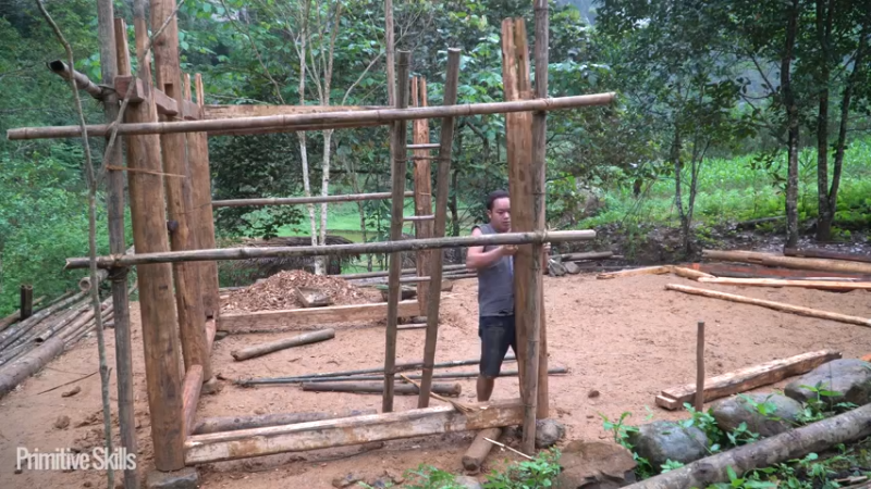 E70第一件木屋13【真人我的世界-空手发展-单人炼铁】