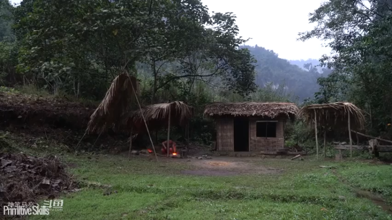 E62手工工具钳子及水果刀11【真人我的世界-空手发展-单人炼铁】