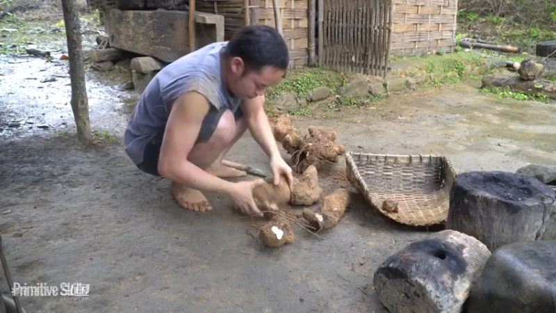 E65土提石墙及耕种12【真人我的世界-空手发展-单人炼铁】