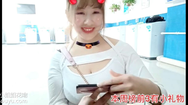 哇小姐姐小哥哥好多
