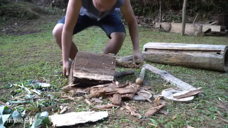 E58制作圆木风箱，风力6【真人我的世界-空手发展-单人炼铁】