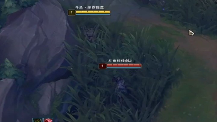 【恶霸提莫】提莫一级就把佳佳剑姬折磨的破防了，对局了30分钟骂了30分钟