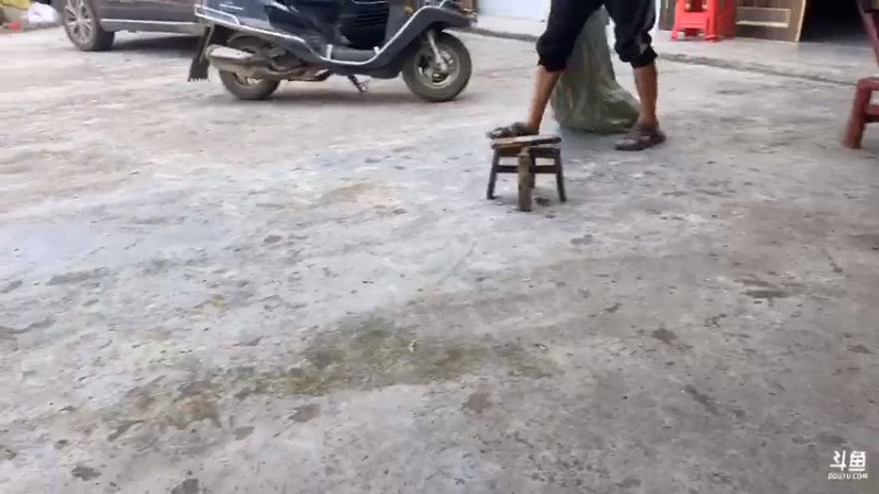 【2021-07-15 09点场】魅力生活i：镇上去发快递