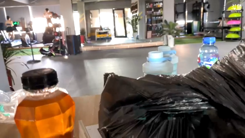 【2021-07-14 16点场】驴酱的冯雨大王：冯雨大王：欢乐时光真的真的开始了！