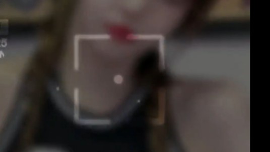 大声告诉我，今天谁是你的光！