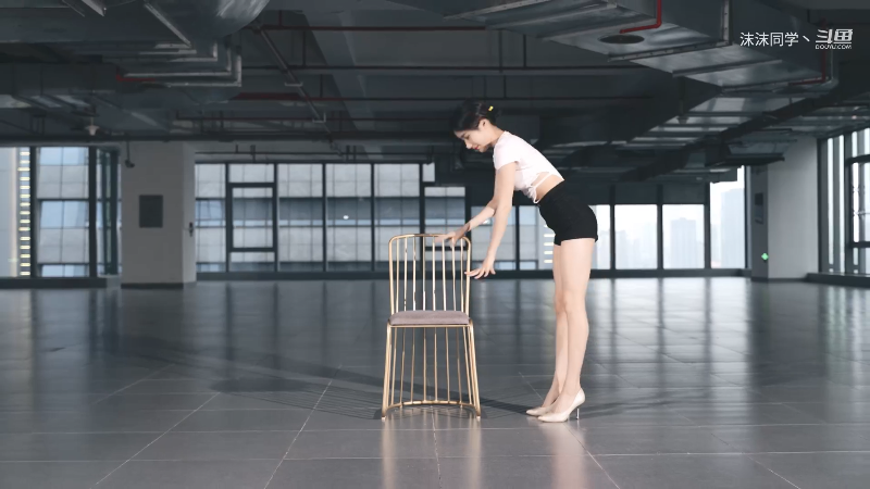 我在斗鱼看沫沫同学丶直播舞蹈