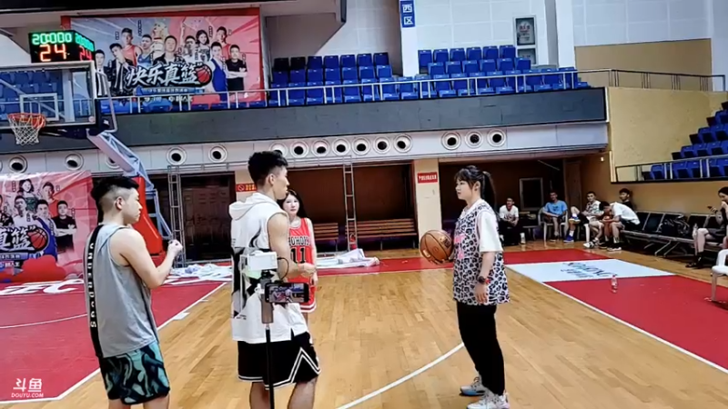 【2021-07-12 18点场】尧顺宇：路人王来了！！！