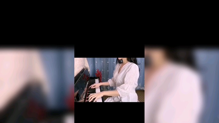 “以前有一句话说：带你长发齐腰 我娶你可好 我想说的是好浪费洗发水。”[鲨鱼娘呱呱][鲨鱼娘呱呱][鲨鱼娘呱呱]