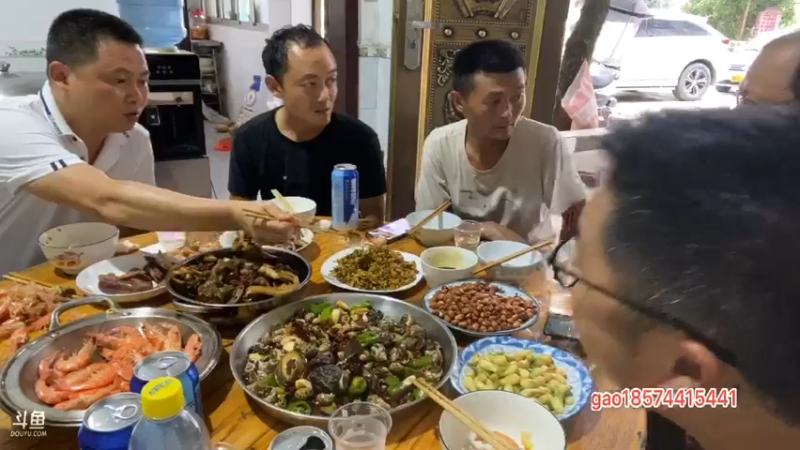 【2021-07-18 17点场】魅力生活i：兄弟们12点半见