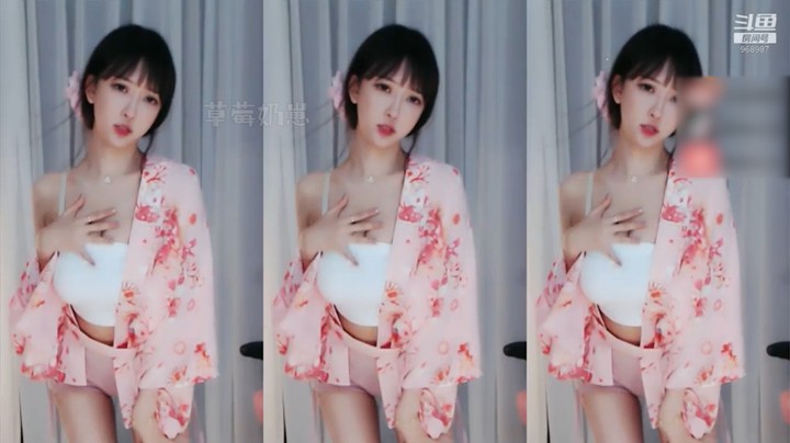 南妹儿呀跳舞中，来看跳舞啦！~