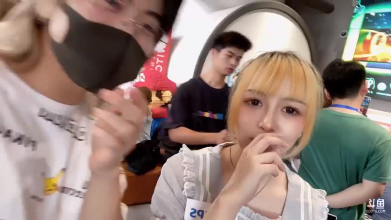 【2021-07-17 14点场】星野凛丶：今天也是孵蛋的一天呀！（*╹▽╹*)