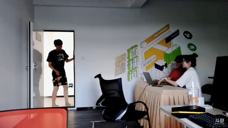 【2021-07-21 18点场】解说十一：解说十一：千寻来客串了