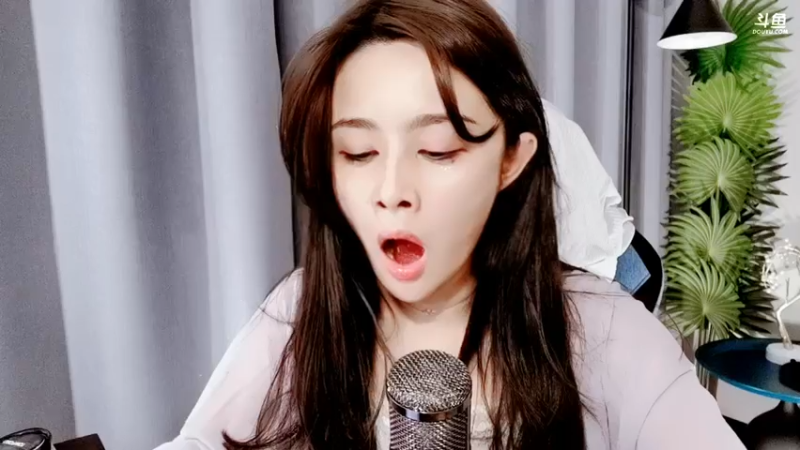 【2021-07-22 20点场】果冻cc007：世间所有的相遇都是久别重逢～