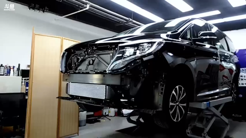 【2021-07-23 14点场】大飙车：直播拆解广汽传祺M8