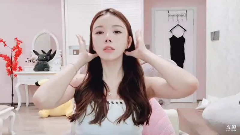 【2021-07-23 16点场】丽亚celiahunne：小姨子：加油