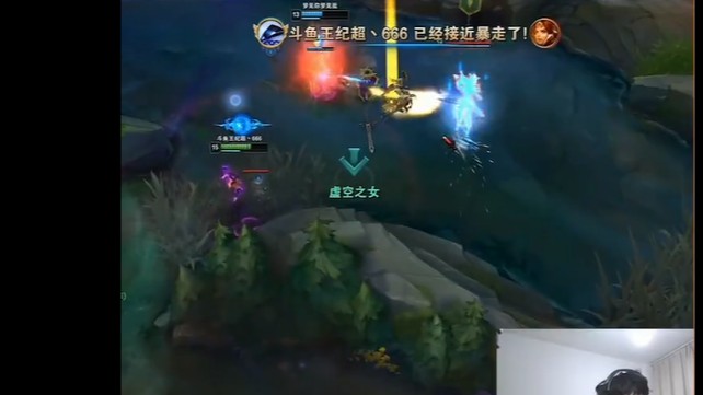虽然被uzi吊打，但是我也能Q中