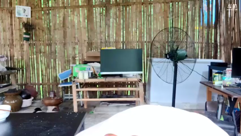 【2021-07-23 13点场】逐梦兄弟：出发去云南