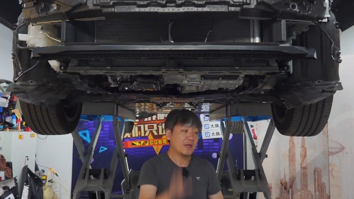 亚洲狮：用料简洁成本低，卖得还贵上好几万，划算