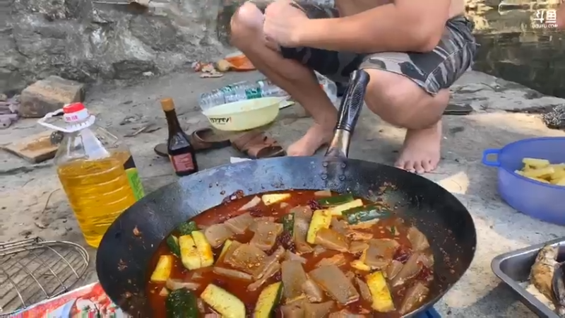【2021-07-23 15点场】魅力生活i：美食美景做烤鱼